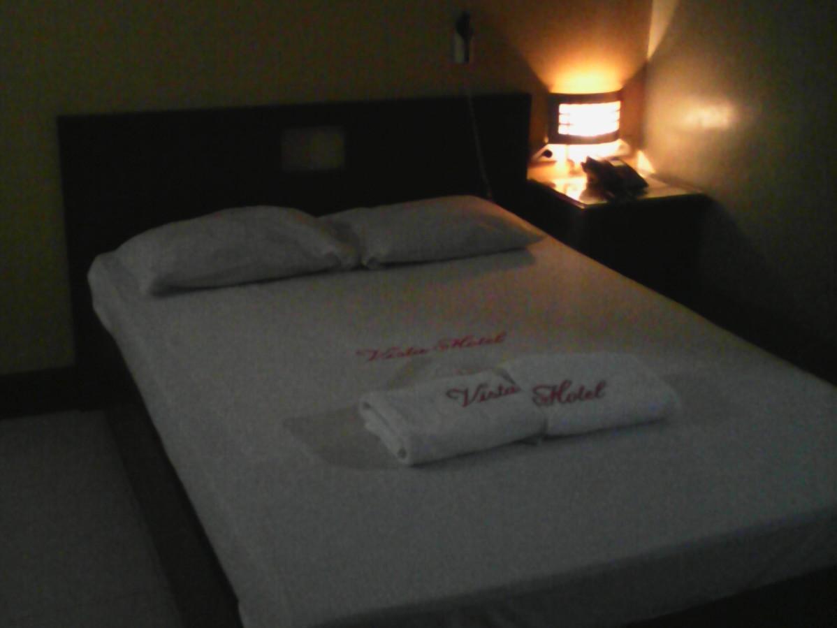 Vista Hotel Recto Manila Bagian luar foto